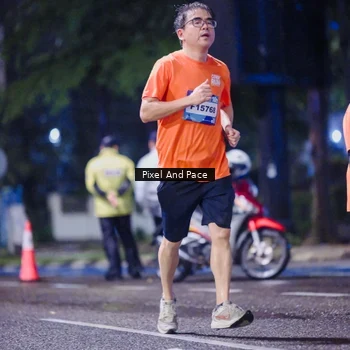 Runner Photo 7857536