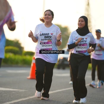 Runner Photo 7857537