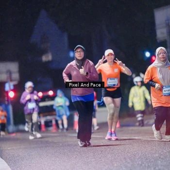 Runner Photo 7857545
