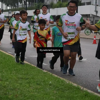 Runner Photo 7857566