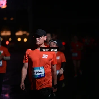 Runner Photo 7857570