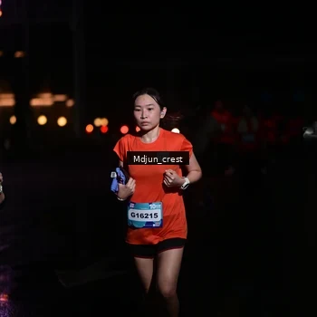 Runner Photo 7857578