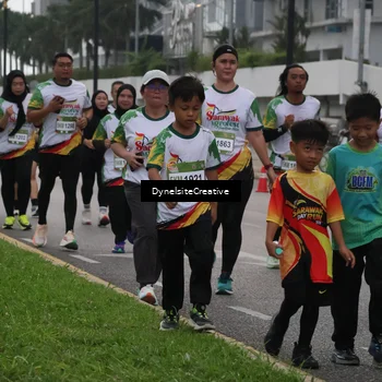 Runner Photo 7857593
