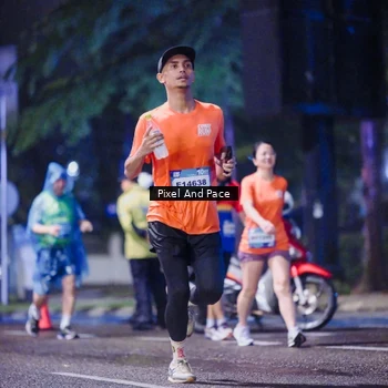 Runner Photo 7857596