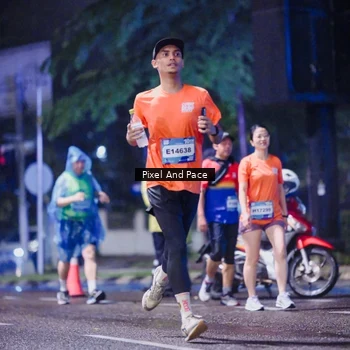 Runner Photo 7857625