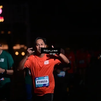 Runner Photo 7857664