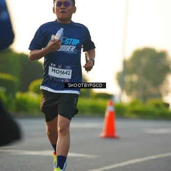 Runner Photo 7857672