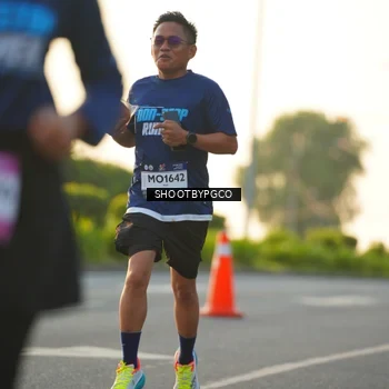 Runner Photo 7857679