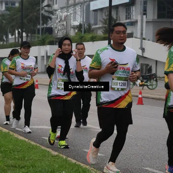 Runner Photo 7857769