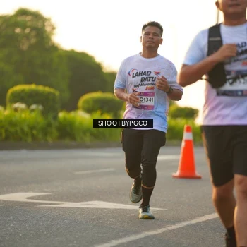 Runner Photo 7857770