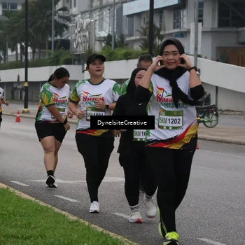 Runner Photo 7857781