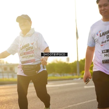 Runner Photo 7857820