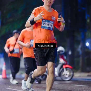 Runner Photo 7857833