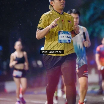 Runner Photo 7857864