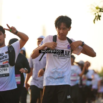Runner Photo 7857884