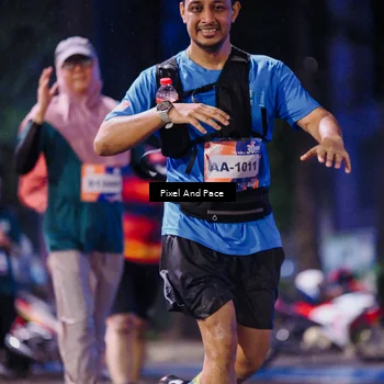 Runner Photo 7857893