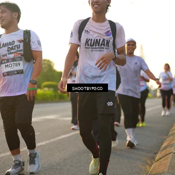 Runner Photo 7857894