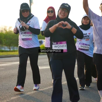 Runner Photo 7857900