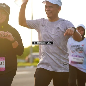 Runner Photo 7857909