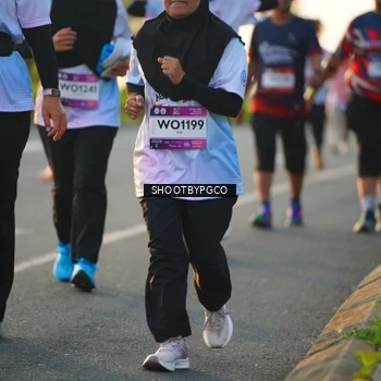 Runner Photo 7857958