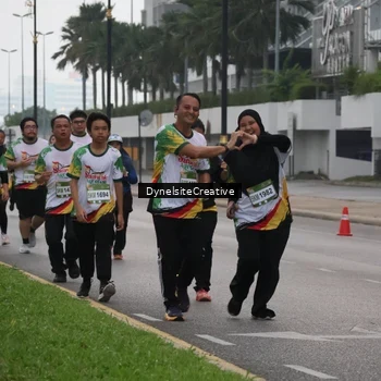Runner Photo 7857988