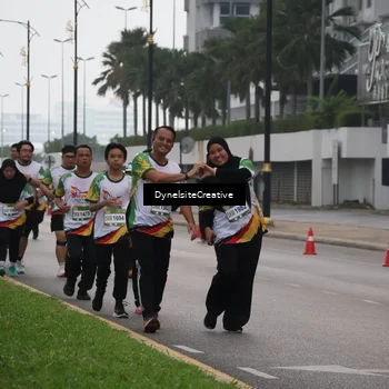 Runner Photo 7858005