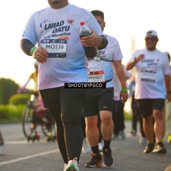 Runner Photo 7858037