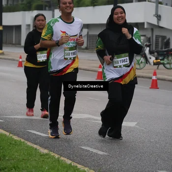 Runner Photo 7858049