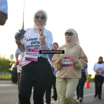 Runner Photo 7858066