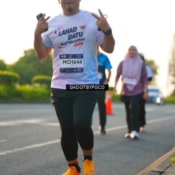Runner Photo 7858089