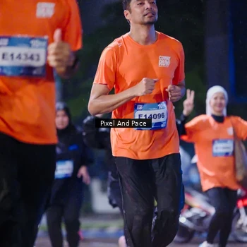 Runner Photo 7858092