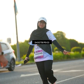 Runner Photo 7858098