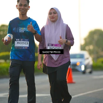 Runner Photo 7858105