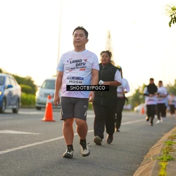 Runner Photo 7858112