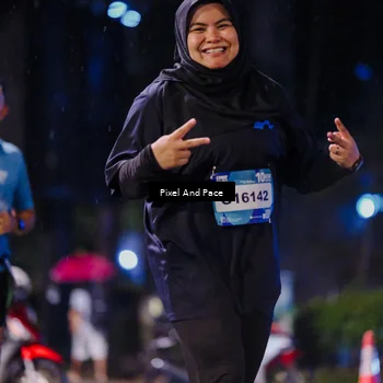 Runner Photo 7858118