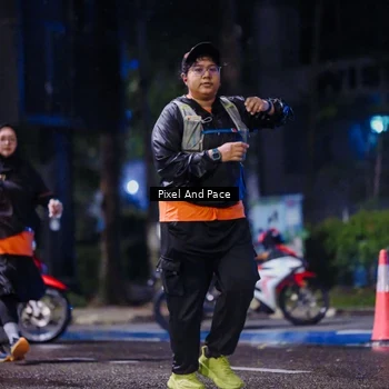 Runner Photo 7858145