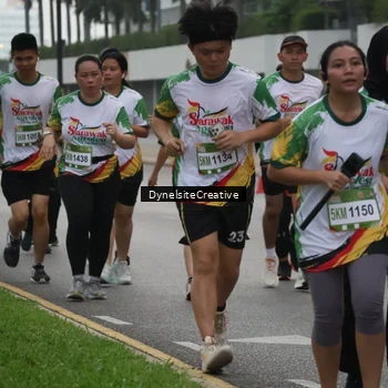 Runner Photo 7858156
