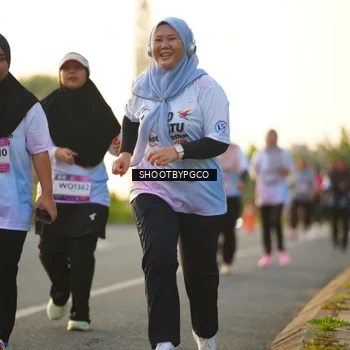 Runner Photo 7858167
