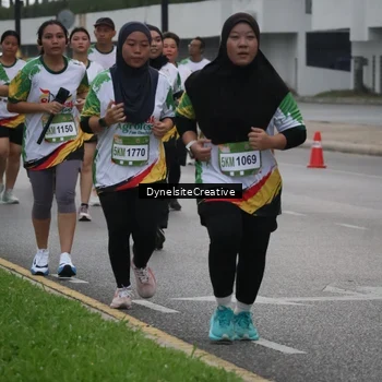 Runner Photo 7858171
