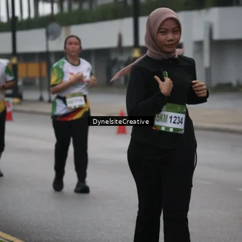 Runner Photo 7858190