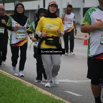 Runner Photo 7858192