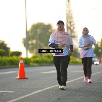 Runner Photo 7858212