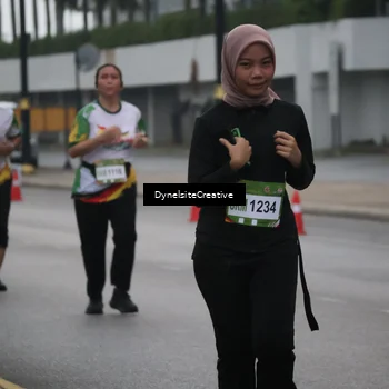 Runner Photo 7858223