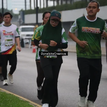 Runner Photo 7858251