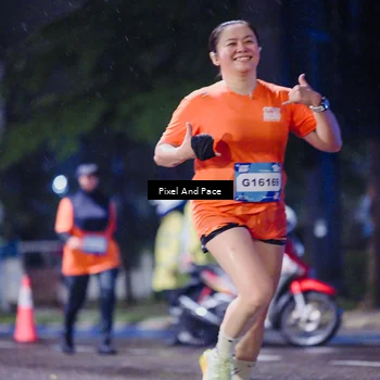 Runner Photo 7858291