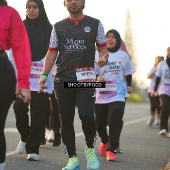 Runner Photo 7858307