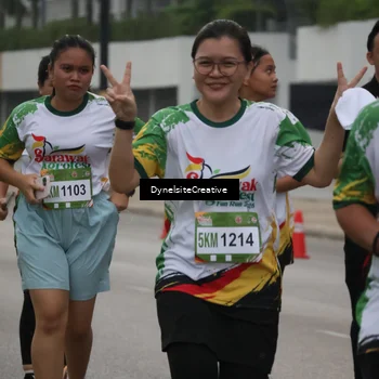 Runner Photo 7858313