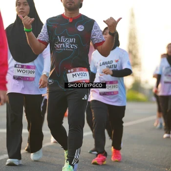 Runner Photo 7858316