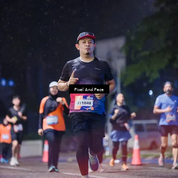 Runner Photo 7858332