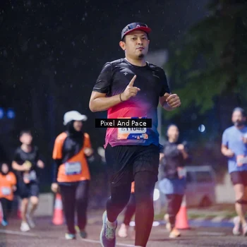 Runner Photo 7858334